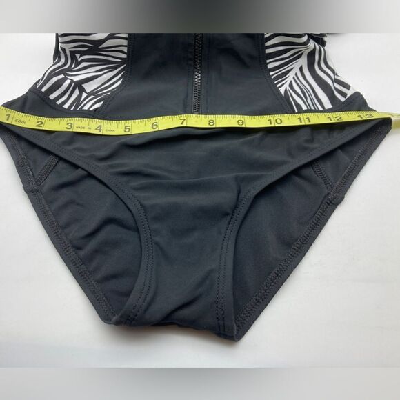 Next Malibu Surf One Piece Black/White Zebra Print Swimsuit Size S/M Like New - Picture 9 of 11